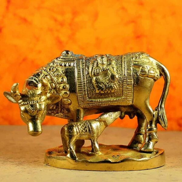 Pure Brass Kamdhenu Gai - Pure Brass Kamdhenu Cow with Cub - Antique brass Idol- 5.5" × 4" ( Length × Height ) - 1 kg approx. - Image 2